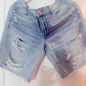American Eagle TOMGIRL BERMUDAS NEVER WORN SIZE 14.